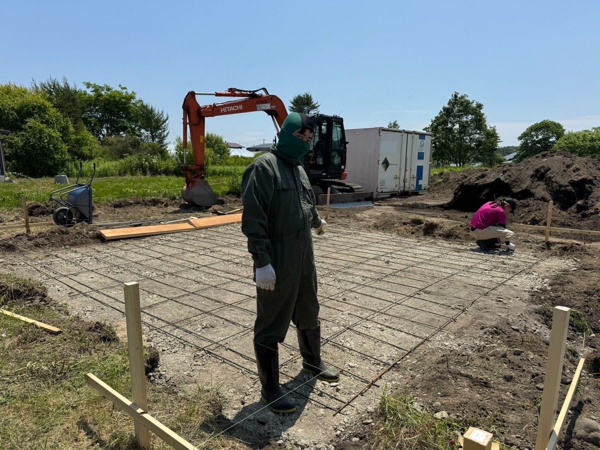 鉄筋の敷設作業